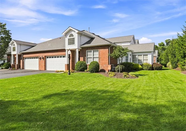 Photo 3 of Sale Pending at 3703 Senate Ct, Adams Twp, PA 16059 | MLS# 1773851 | Listing updated on 2026-09-14