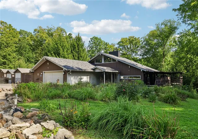 Photo 1 of Single family home for sale at 3132 Lake Rd, North Beaver Twp, PA 16102 | MLS# 1773843 | Listing updated on 2026-09-14