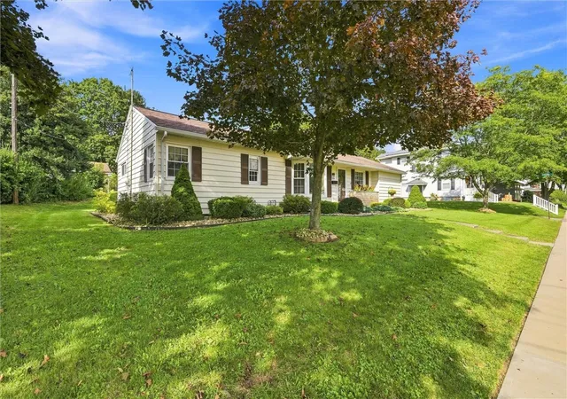 Photo 3 of Sale Pending at 124 East Ave, Greenville Boro, PA 16125 | MLS# 1773478 | Listing updated on 2026-10-02