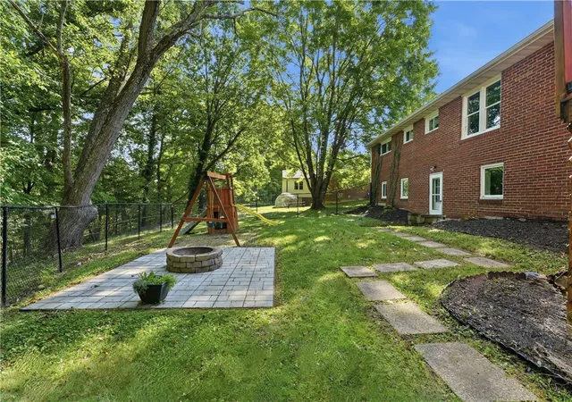 Photo 2 of Single family home for sale at 2970 Melvin Dr, Neshannock Twp, PA 16105 | MLS# 1773379 | Listing updated on 2026-09-11