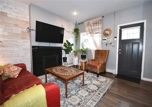Photo 3 of Single family home for sale at 307 46th Street, Lawrenceville, PA 15201 | MLS# 1773742 | Listing updated on 2026-09-14