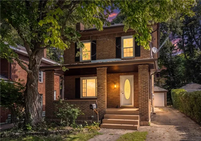 Photo 1 of Single family home for sale at 433 Layton Ave, Mt Lebanon, PA 15216 | MLS# 1773864 | Listing updated on 2026-09-14