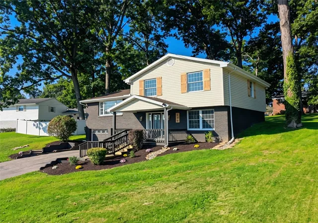 Photo 1 of Single family home for sale at 226 Havenhill Dr, Twp Of But Sw, PA 16001 | MLS# 1773816 | Listing updated on 2026-10-05