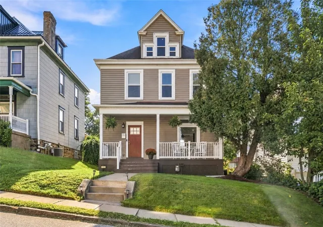 Photo 1 of Single family home for sale at 232 S Chestnut St, Avalon, PA 15202 | MLS# 1773719 | Listing updated on 2026-09-14
