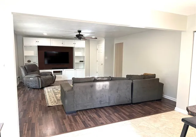 Photo 3 of Single family home for sale at 1108 Meadowbrook Dr, North Strabane, PA 15317 | MLS# 1773866 | Listing updated on 2026-09-15