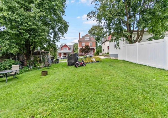 Photo 3 of House for sale at 115 N Jackson Ave, Bellevue, PA 15202 | MLS# 1773862 | Listing updated on 2026-09-22