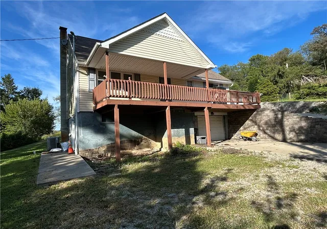 Single family home for sale at 2058 980 Road, Cecil, PA 15057 | MLS# 1773881