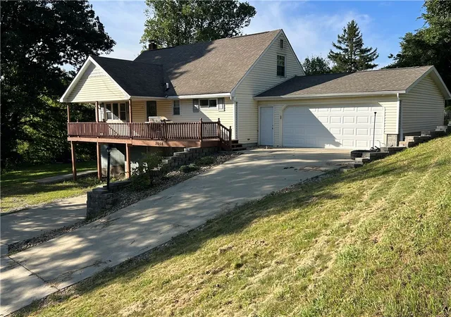 Photo 1 of Single family home for sale at 2058 980 Road, Cecil, PA 15057 | MLS# 1773881 | Listing updated on 2026-09-11