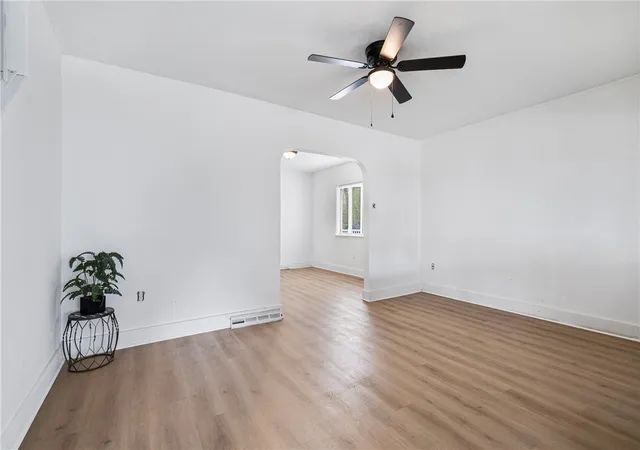 Photo 3 of Single family home for sale at 1716 Davidson St, Aliquippa, PA 15001 | MLS# 1773877 | Listing updated on 2026-09-13