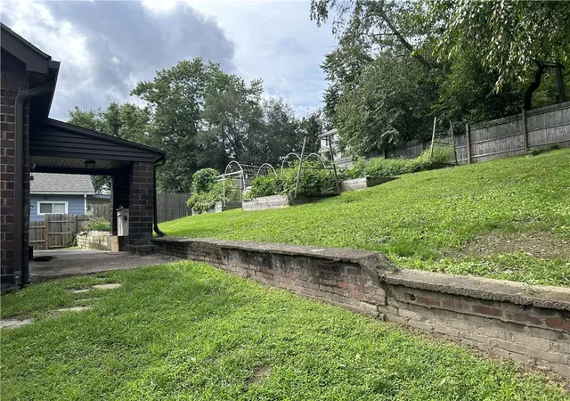 Photo 41 of Single family home for sale at 200 Davis Ave, Shaler, PA 15223 | MLS# 1773890 | Listing updated on 2026-09-13
