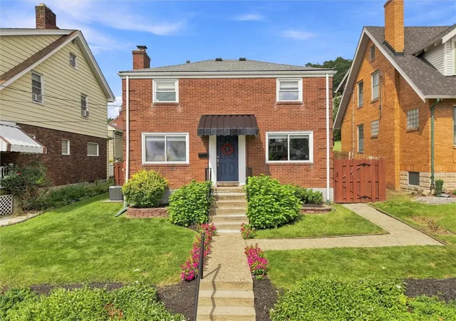 Photo 1 of Single family home for sale at 690 Means Ave, Bellevue, PA 15202 | MLS# 1773549 | Listing updated on 2026-10-01