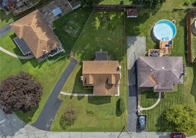 Photo 4 of Single family home for sale at 4717 Lolly Dr, Monroeville, PA 15146 | MLS# 1773625 | Listing updated on 2026-09-14
