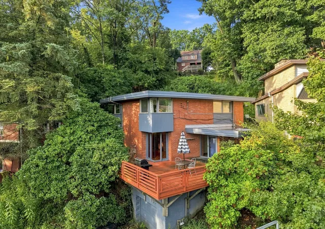 Photo 3 of Single family home for sale at 136 Fairfax Rd, Forest Hills Boro, PA 15221 | MLS# 1773930 | Listing updated on 2026-09-11