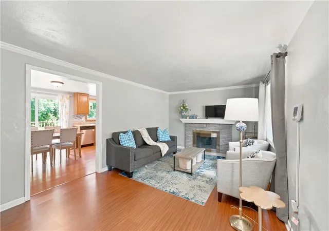 Photo 4 of Single family home for sale at 1100 Raven Dr, Scott Twp, PA 15243 | MLS# 1773924 | Listing updated on 2026-09-10