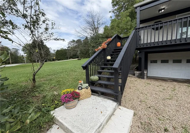 Photo 3 of Single family home for sale at 2211 Saxonburg Blvd, West Deer, PA 15024 | MLS# 1773919 | Listing updated on 2026-09-13
