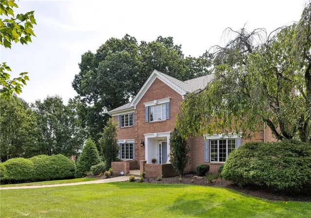 Photo 3 of Sale Pending at 103 Shag Bark Ln, Peters Twp, PA 15367 | MLS# 1773709 | Listing updated on 2026-09-14
