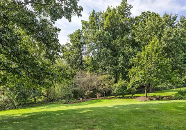 Photo 4 of Sale Pending at 103 Shag Bark Ln, Peters Twp, PA 15367 | MLS# 1773709 | Listing updated on 2026-09-14
