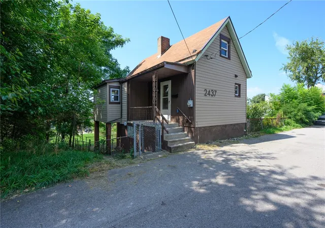 Photo 3 of Single family home for sale at 2437 Bruce, Swissvale, PA 15218 | MLS# 1773855 | Listing updated on 2026-10-05
