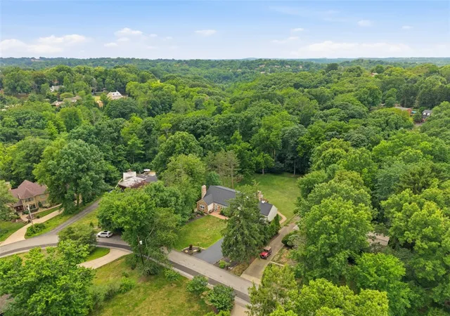 Photo 49 of Single family home for sale at 1820 Kent Rd, Upper St Clair, PA 15241 | MLS# 1773931 | Listing updated on 2026-09-30