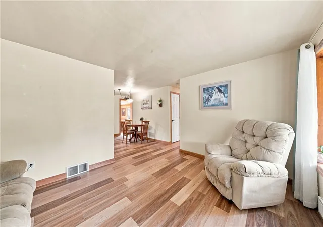 Photo 4 of Single family home for sale at 402 Hochberg Rd, Monroeville, PA 15146 | MLS# 1773707 | Listing updated on 2026-10-01