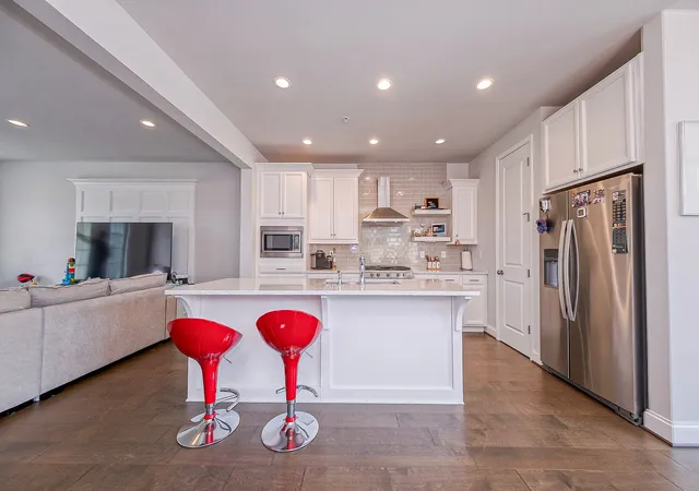 Photo 4 of Townhouse for sale at 119 Meeder Ln, Cranberry Twp, PA 16066 | MLS# 1773962 | Listing updated on 2026-09-20