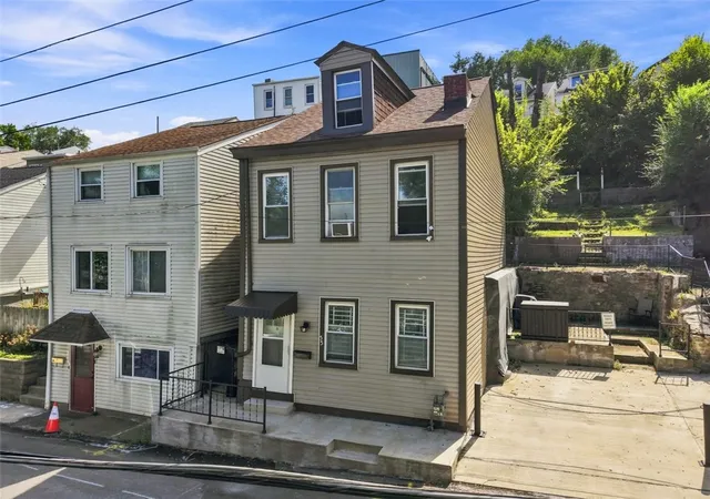 Photo 2 of Single family home for sale at 55 Roscoe St, South Side, PA 15203 | MLS# 1773950 | Listing updated on 2026-09-12
