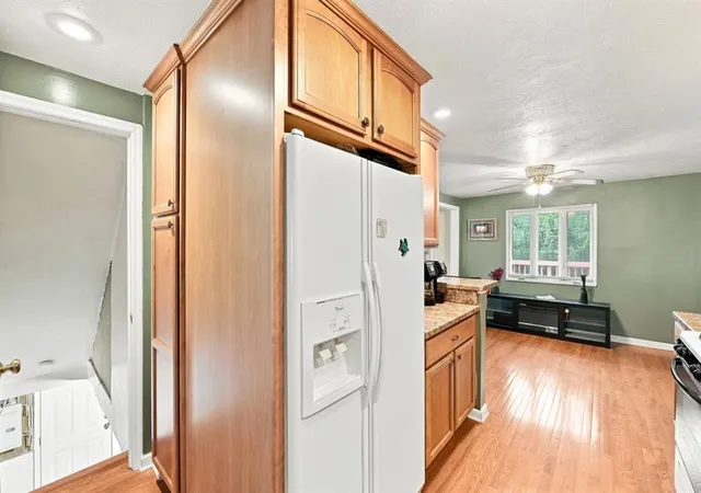 Photo 4 of Single family home for sale at 675 Meadow Ln, Rochester Twp, PA 15074 | MLS# 1773971 | Listing updated on 2026-10-02