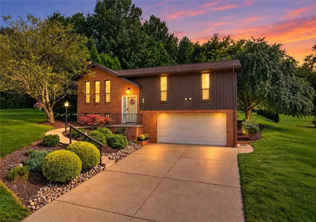 Photo 1 of Single family home for sale at 29 Lakeview Dr, Carroll Twp, PA 15063 | MLS# 1773892 | Listing updated on 2026-09-16