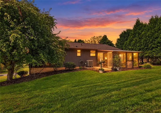 Photo 3 of Single family home for sale at 29 Lakeview Dr, Carroll Twp, PA 15063 | MLS# 1773892 | Listing updated on 2026-09-16
