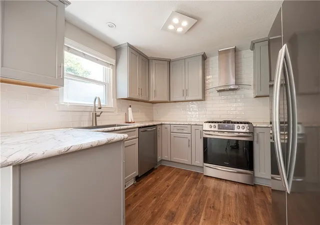 Photo 3 of Single family home for sale at 73 Fawnvue Dr, Robinson Twp, PA 15136 | MLS# 1773961 | Listing updated on 2026-09-12