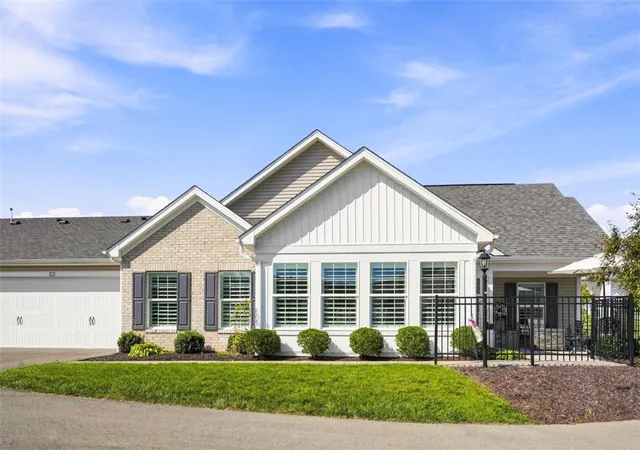 Photo 3 of Condo for sale at 1111 Sandy Ridge Dr, Buffalo Twp, PA 16055 | MLS# 1773875 | Listing updated on 2026-10-13
