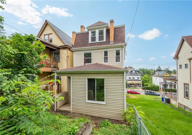 Photo 24 of Single family home for sale at 138 Linnview, Carrick, PA 15210 | MLS# 1773970 | Listing updated on 2026-09-10