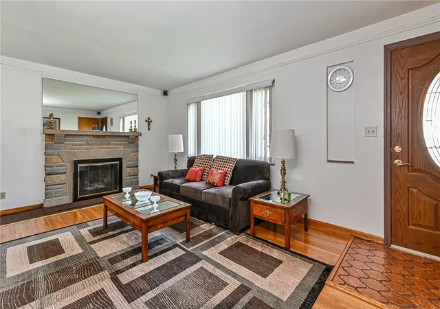 Photo 4 of Single family home for sale at 316 Bernice St, Ross Twp, PA 15237 | MLS# 1773694 | Listing updated on 2026-09-19