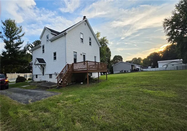 Photo 3 of Single family home for sale at 125 Elkin Ave, White Twp, PA 15701 | MLS# 1773744 | Listing updated on 2026-09-10