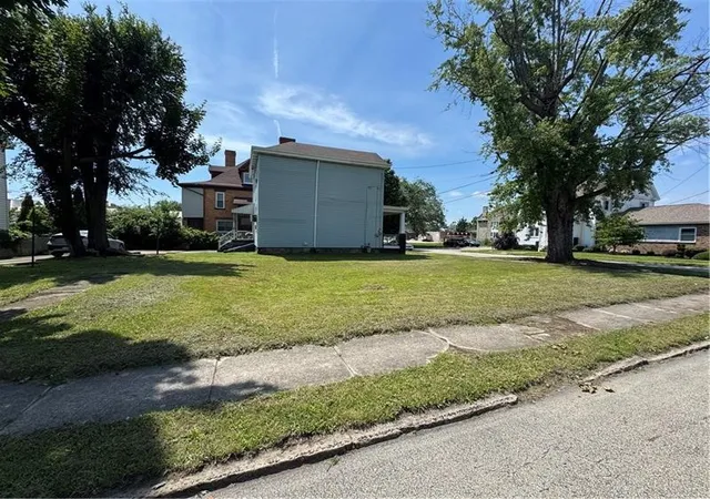 Photo 3 of Land for sale at 113 Washington Ave, Connellsville, PA 15425 | MLS# 1774010 | Listing updated on 2026-09-10