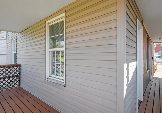 Listing Photo 4 - Condo for sale in building located at 1909 Woodmont Ave, New Kensington, PA 15068