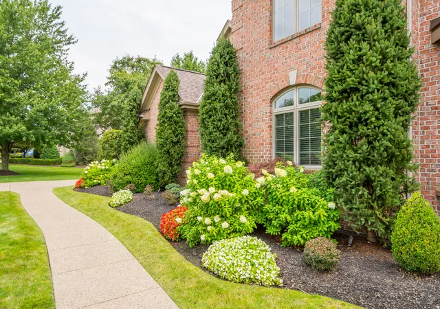 Photo 3 of Single family home for sale at 4011 Muirfield Dr, Collier Twp, PA 15142 | MLS# 1774022 | Listing updated on 2026-09-11