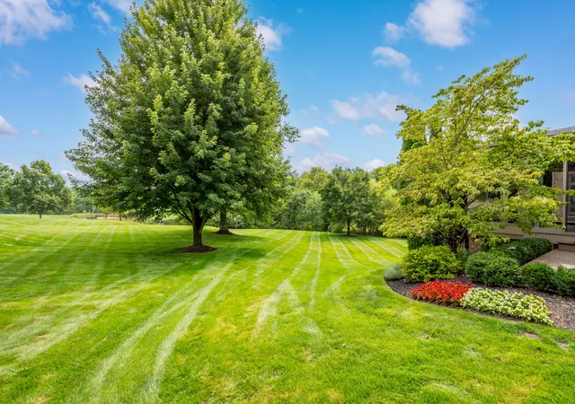 Photo 4 of Single family home for sale at 4011 Muirfield Dr, Collier Twp, PA 15142 | MLS# 1774022 | Listing updated on 2026-09-11