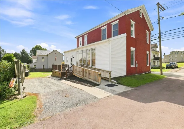 Photo 2 of Single family home for sale at 401 North St, Berlin, PA 15530 | MLS# 1773883 | Listing updated on 2026-09-13