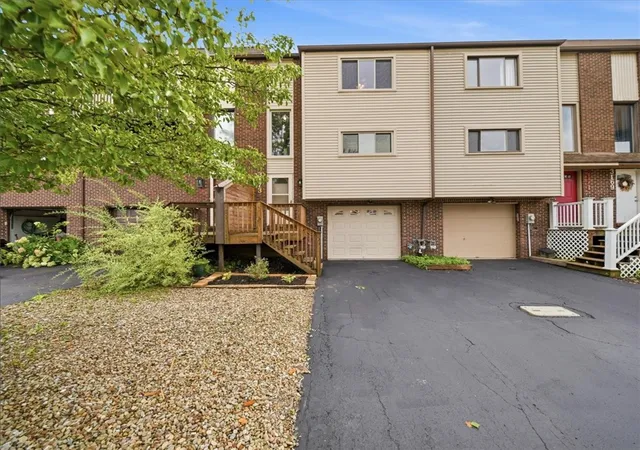 Photo 1 of Townhouse for sale at 3173 Cheltenham Ct, Hampton, PA 15044 | MLS# 1773997 | Listing updated on 2026-09-11