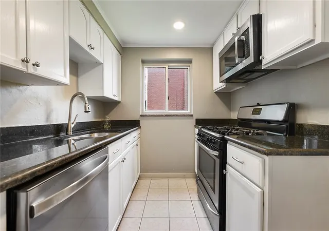 Photo 3 of Single family home for sale at 8106 Chaske St, Penn Hills, PA 15147 | MLS# 1774031 | Listing updated on 2026-09-10