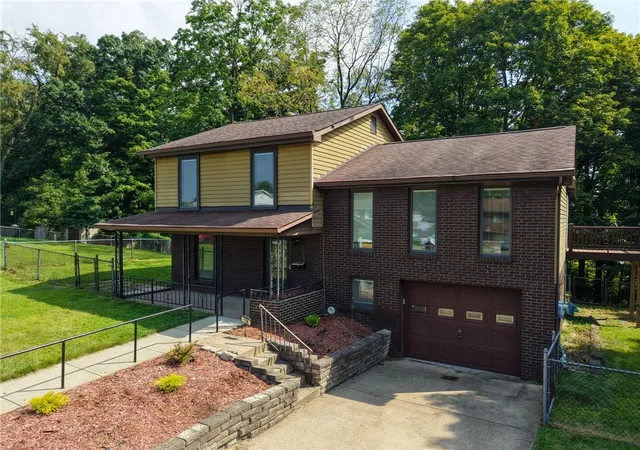 Photo 1 of Single family home for sale at 158 Mary Ellen Dr, N Versailles, PA 15137 | MLS# 1773959 | Listing updated on 2026-10-08