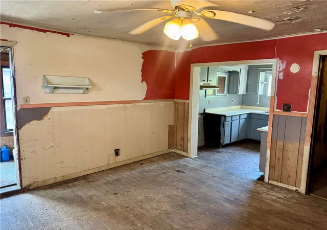 Photo 3 of Single family home for sale at 718 Fairview Rd, Washington Twp, PA 16050 | MLS# 1773590 | Listing updated on 2026-09-11