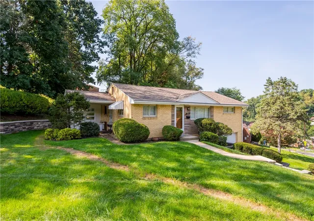 Photo 2 of Single family home for sale at 5468 Keenan Dr, Baldwin Boro, PA 15236 | MLS# 1773765 | Listing updated on 2026-09-12
