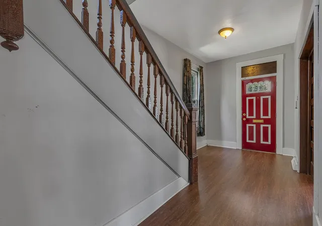Photo 4 of Single family home for sale at 370 Ohio Ave, Rochester, PA 15074 | MLS# 1773762 | Listing updated on 2026-09-11