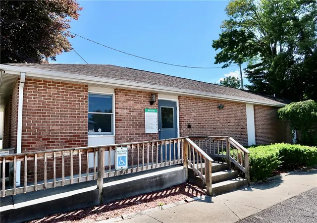 Photo 1 of Single family home for sale at 25 Linden St, Stoneboro, PA 16153 | MLS# 1773722 | Listing updated on 2026-09-11