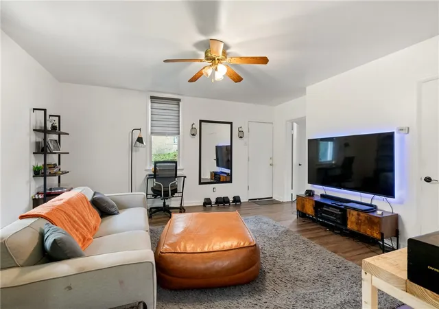 Photo 2 of Single family home for sale at 108 Burnside Ave, Bellevue, PA 15202 | MLS# 1774047 | Listing updated on 2026-09-11