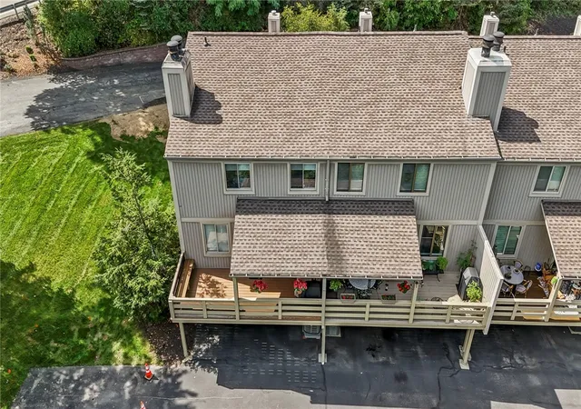 Photo 33 of Single family home for sale at 1585 Pineview Dr, Upper St Clair, PA 15241 | MLS# 1774040 | Listing updated on 2026-10-03