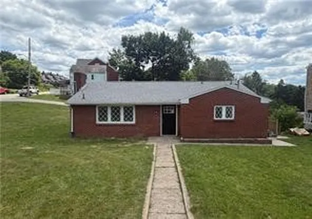 Single family home for sale at 334 Caperton St, Bon Air, PA 15210 | MLS# 1773998