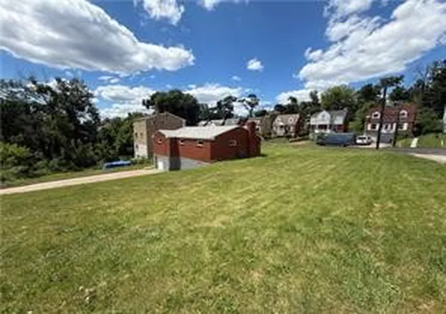 Photo 27 of Single family home for sale at 334 Caperton St, Bon Air, PA 15210 | MLS# 1773998 | Listing updated on 2026-09-11